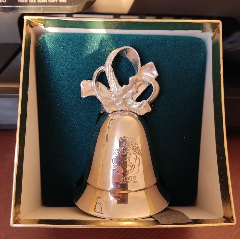 Vintage Kirk Stieff 1992 Silver Plate Musical Bell Ornament with Bow